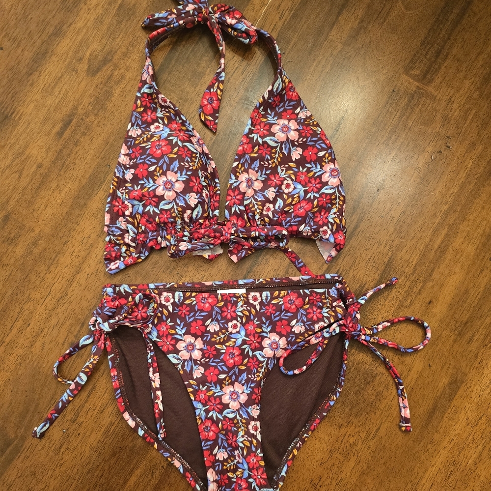 2 Piece Floral Bikini Swim Set